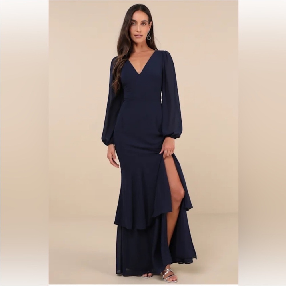 Elegant Navy V-Neck Long Sleeve Maxi Dress